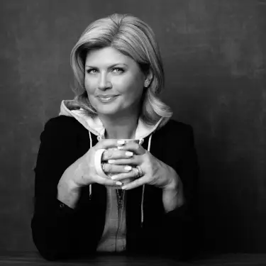 Professional headshot by Chicago headshot photographer Michael Schacht - Portrait 0007