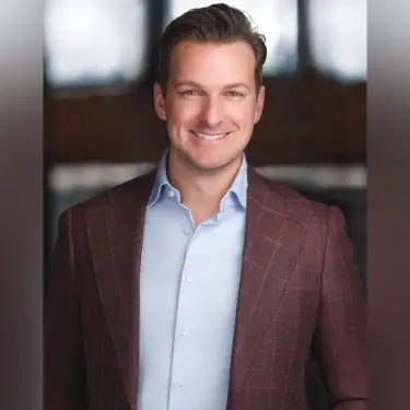 Professional headshot by Chicago headshot photographer Michael Schacht - Portrait 0009