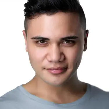 Professional headshot by Chicago headshot photographer Michael Schacht - Portrait 0065