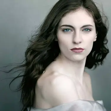 Lauren Dod ethereal beauty model portrait